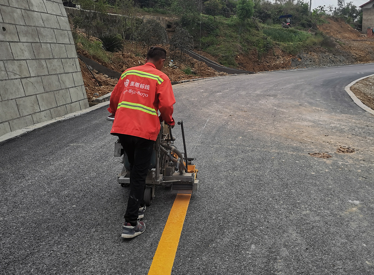 道路划线施工