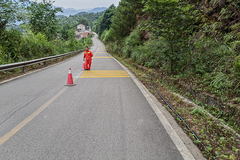 乐山道路划线