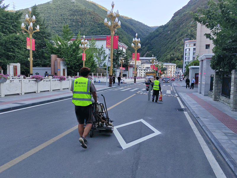 道路划线