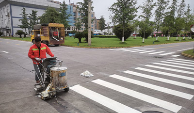 厂区道路划线有哪些注意事项？