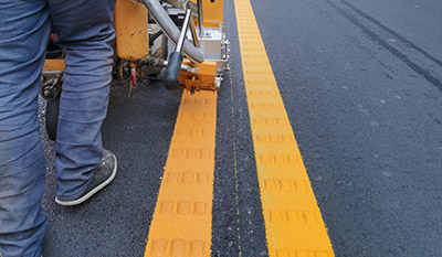 道路交通标线之震荡标线施工价格多少钱一平？
