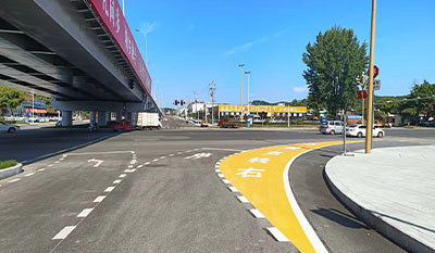 右转危险区：守护路口右转安全的&ldquo;隐形卫士&rdquo;